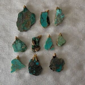Turquoise and Gold Pendant Set